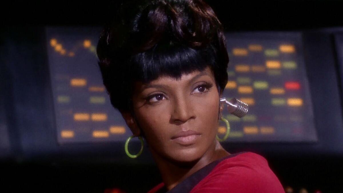 Commentary It Didn t Matter That Star Trek s Lt Uhura Was Black And That Was Groundbreaking Los Angeles Times Commentary It Didn t Matter That Star Trek s Lt Uhura Was Black And That Was Groundbreaking Los Angeles Times