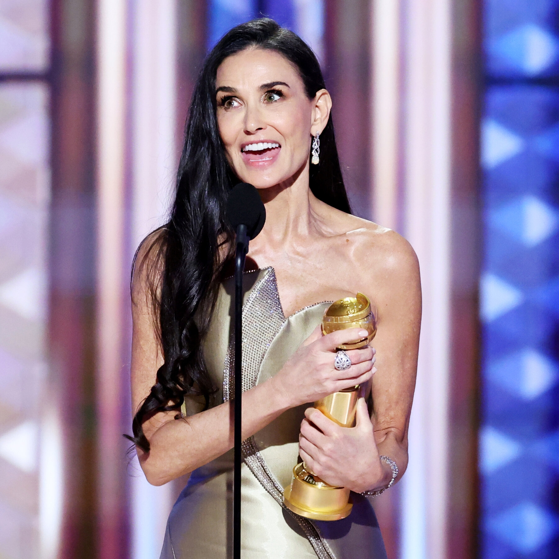 Demi Moore Wins Golden Globe For The Substance Capping Her Comeback The New York Times