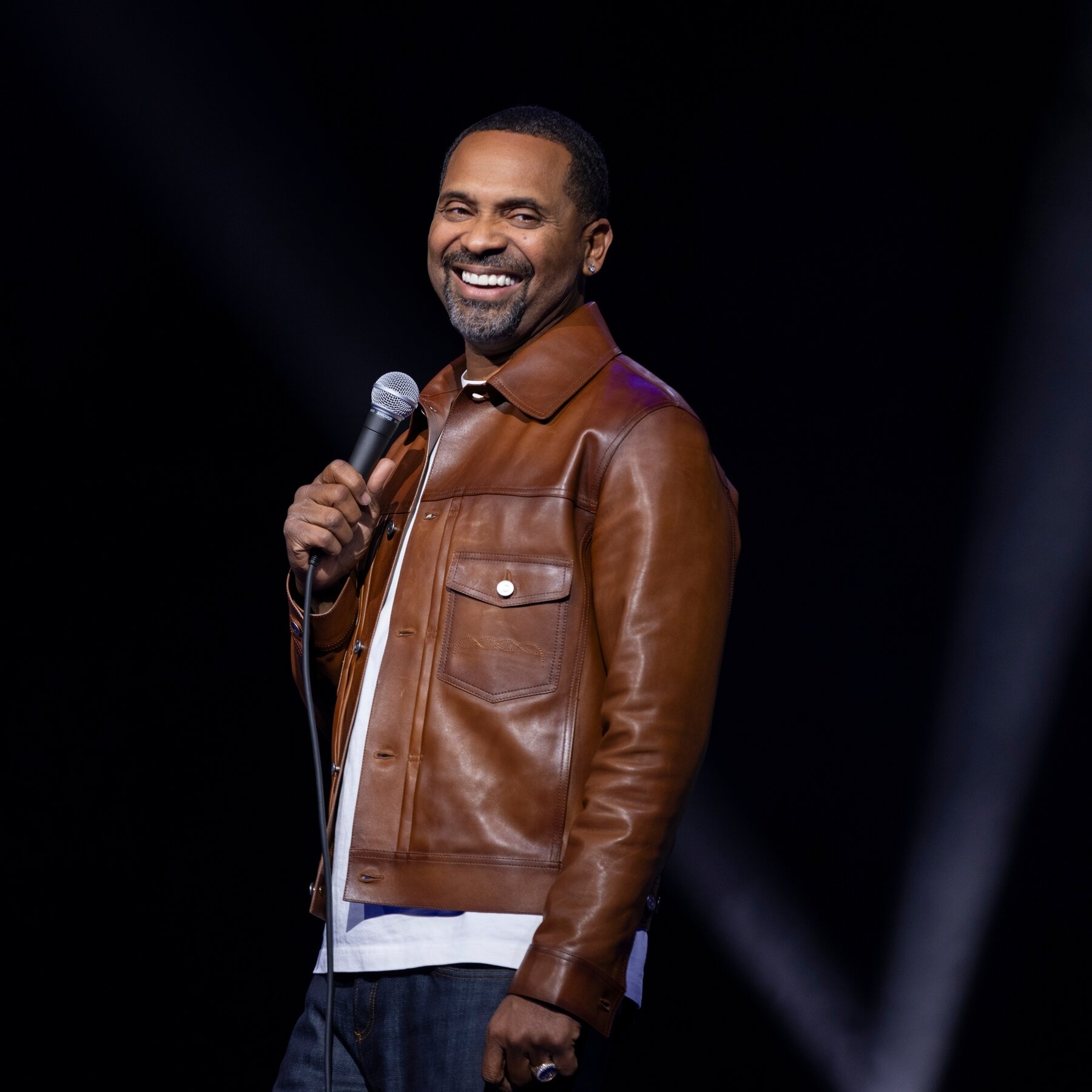 In Ready To Sell Out Mike Epps Moves Past The Beefs The New York Times