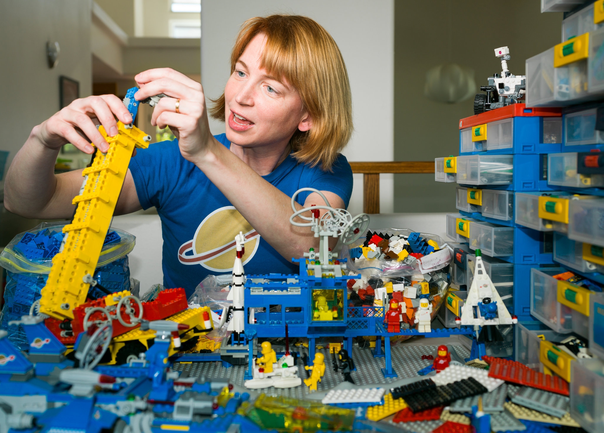 Lego s Success Leads To Competitors And Spinoffs The New York Times