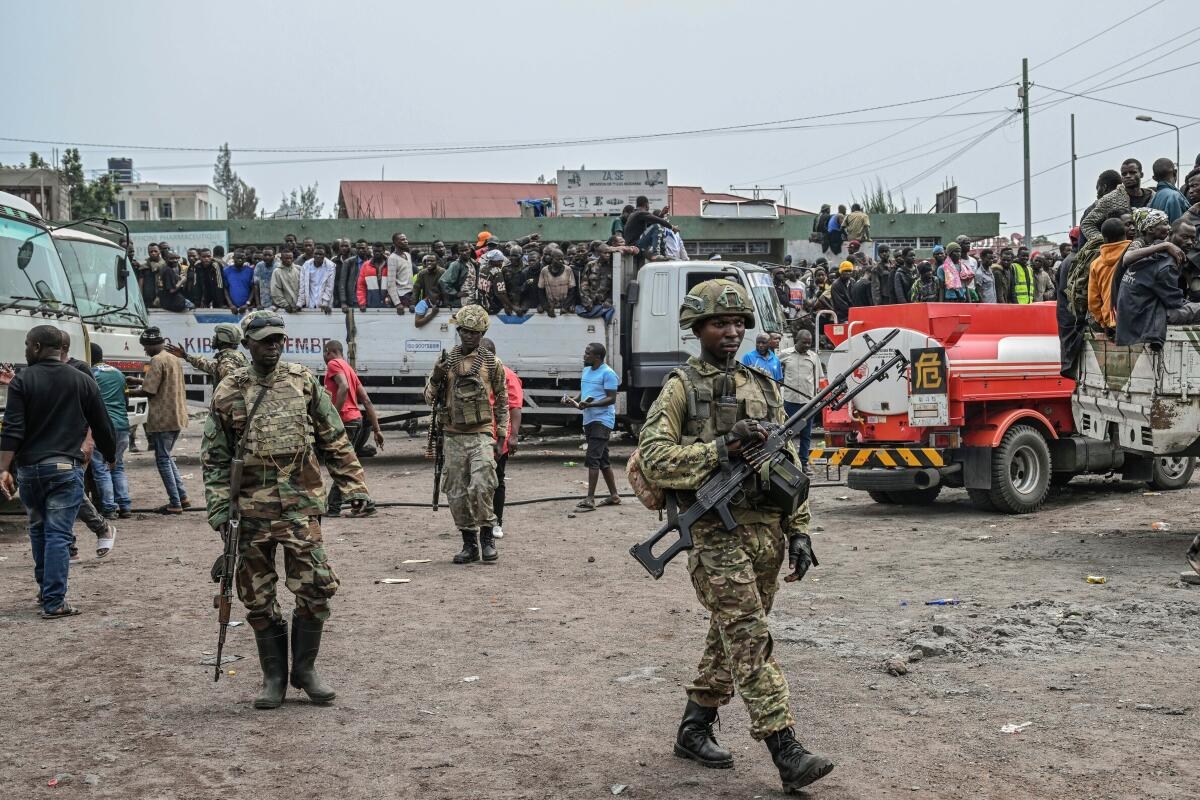 Renewed Fighting In Eastern Congo Threatens historic Peace Deal Brokered By Trump Los Angeles Times