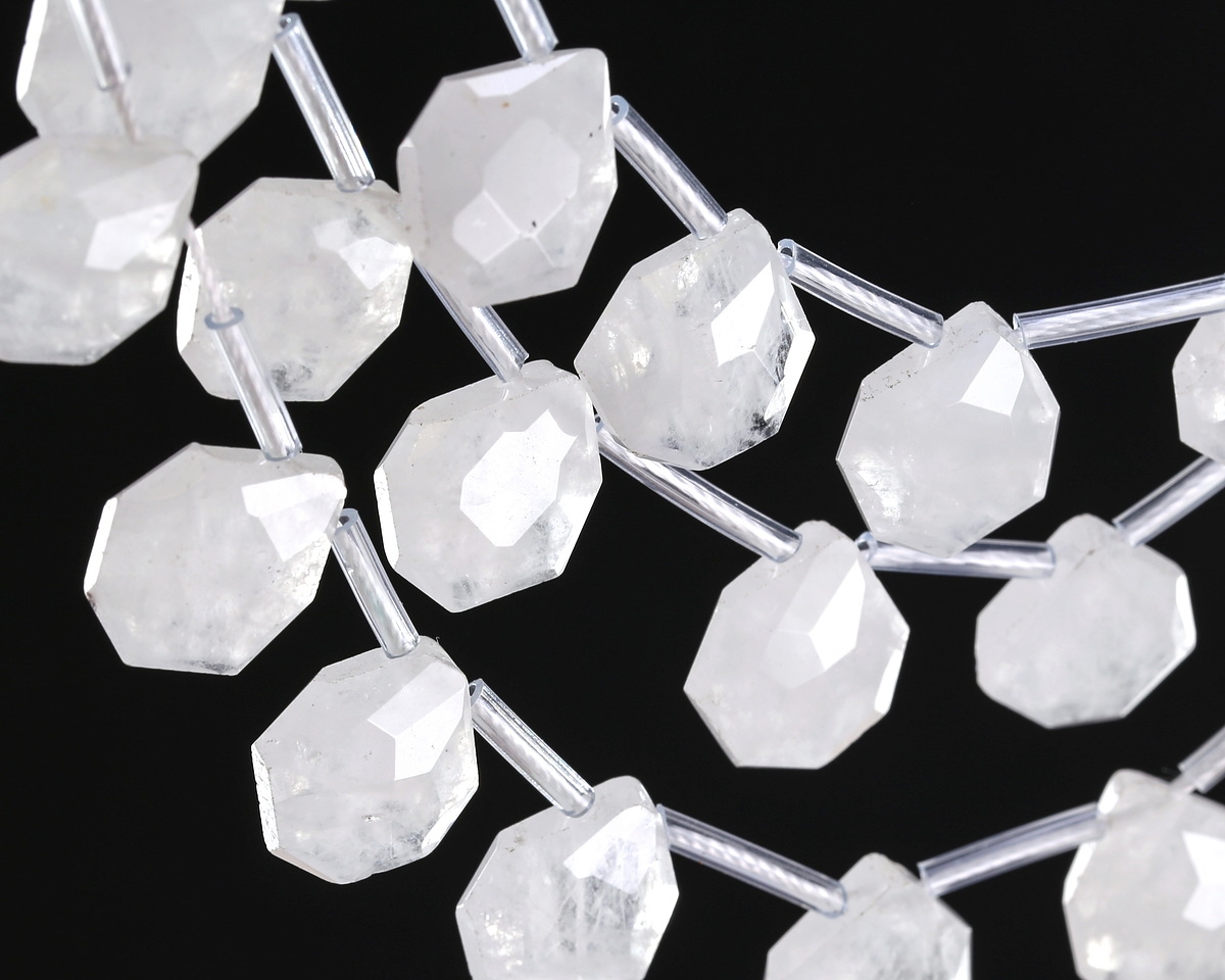 Rock Crystal Quartz Microfaceted Diamond Pear Teardrop 13x15mm Rock Crystal Quartz Microfaceted Diamond Pear Teardrop 13x15mm