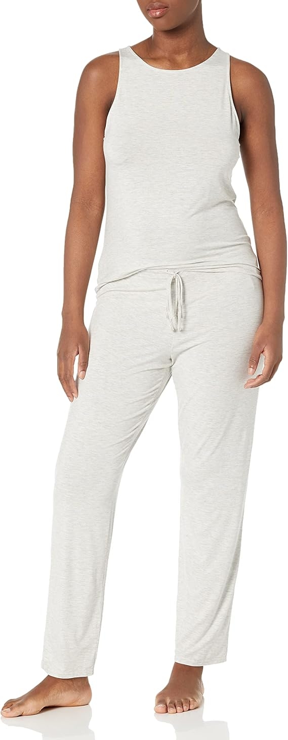 natori feathers garment crossword