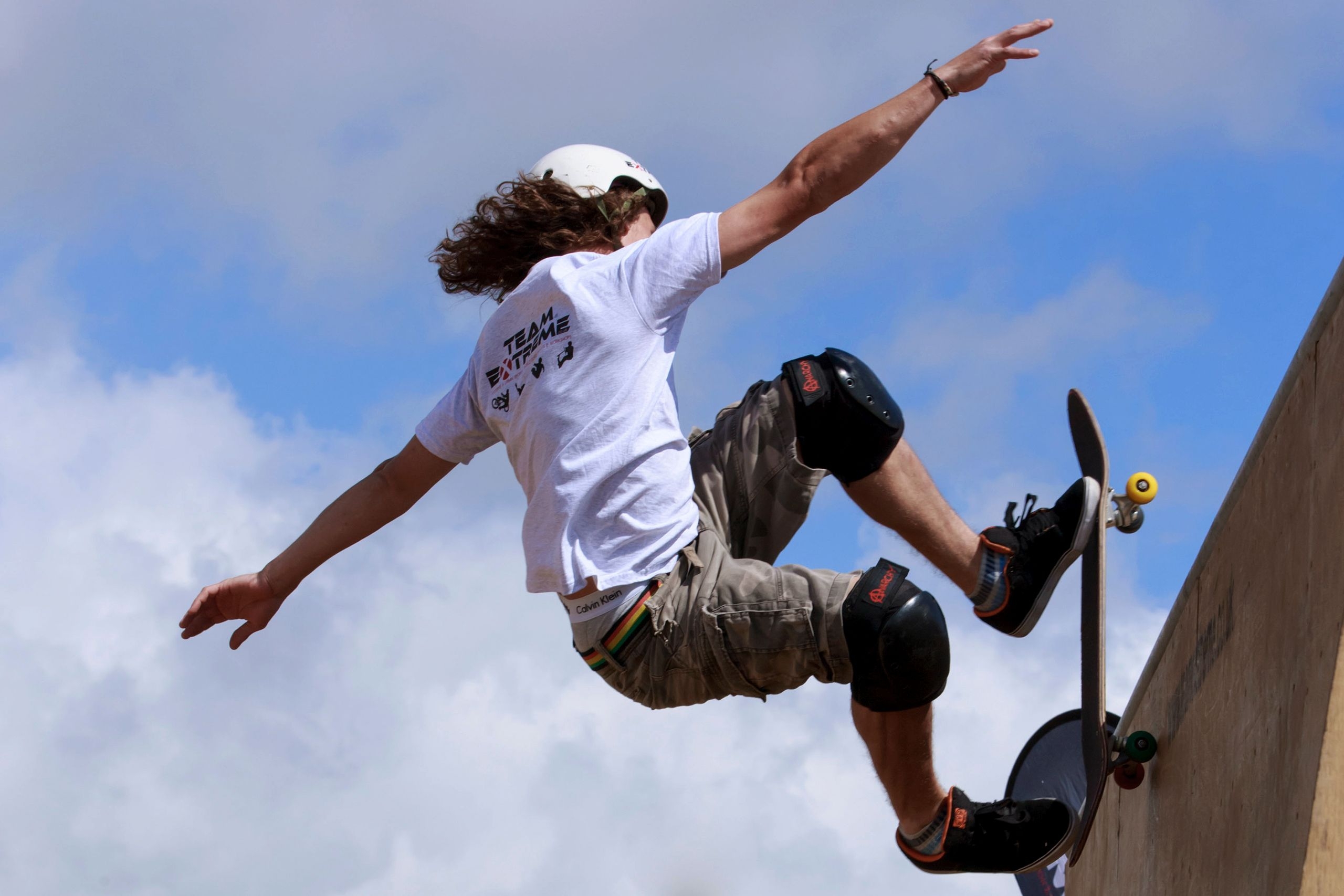 Skateboard Tricks To Seriously Impress The Ladies The New Yorker Skateboard Tricks To Seriously Impress The Ladies The New Yorker